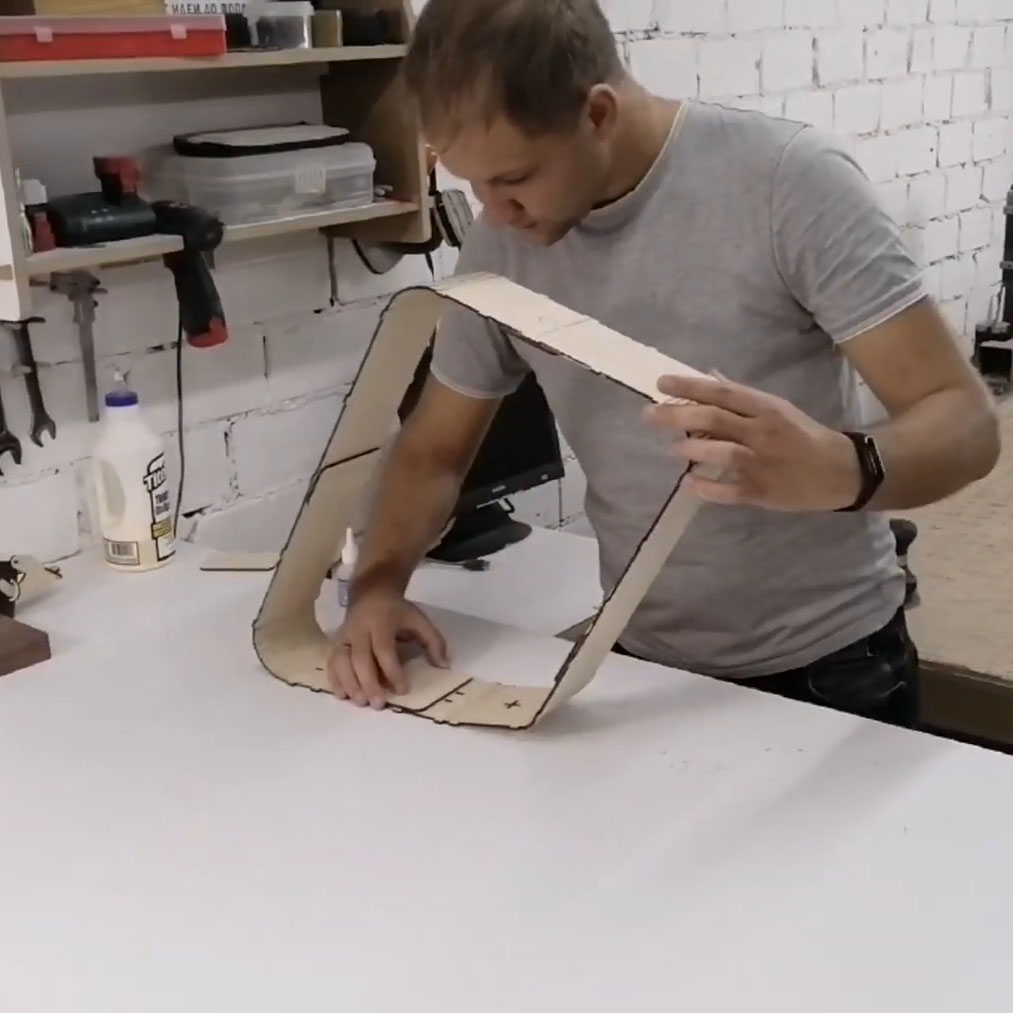 bg-1.jpg (63 483 bytes)