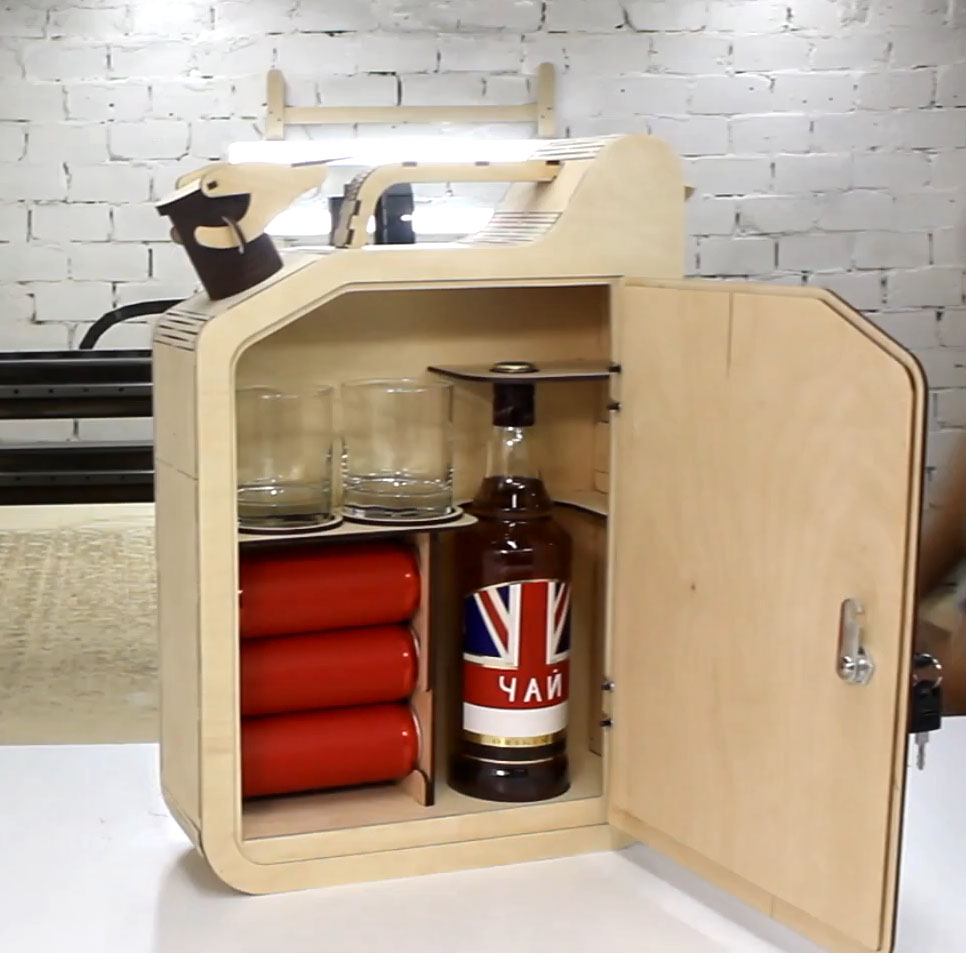 bg-1.jpg (63 483 bytes)